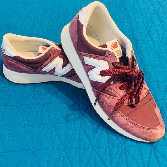 new balance sneakers bordeaux